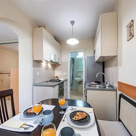 Apartment Terrace I *