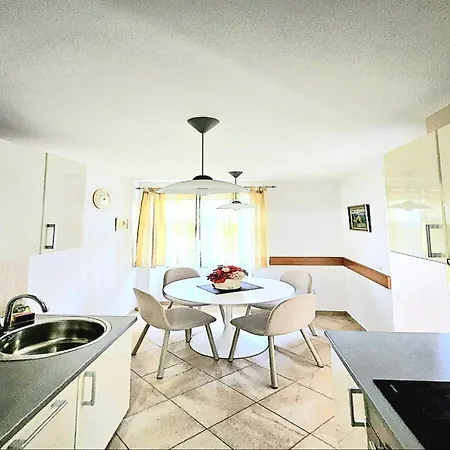 Apartment Terrace I